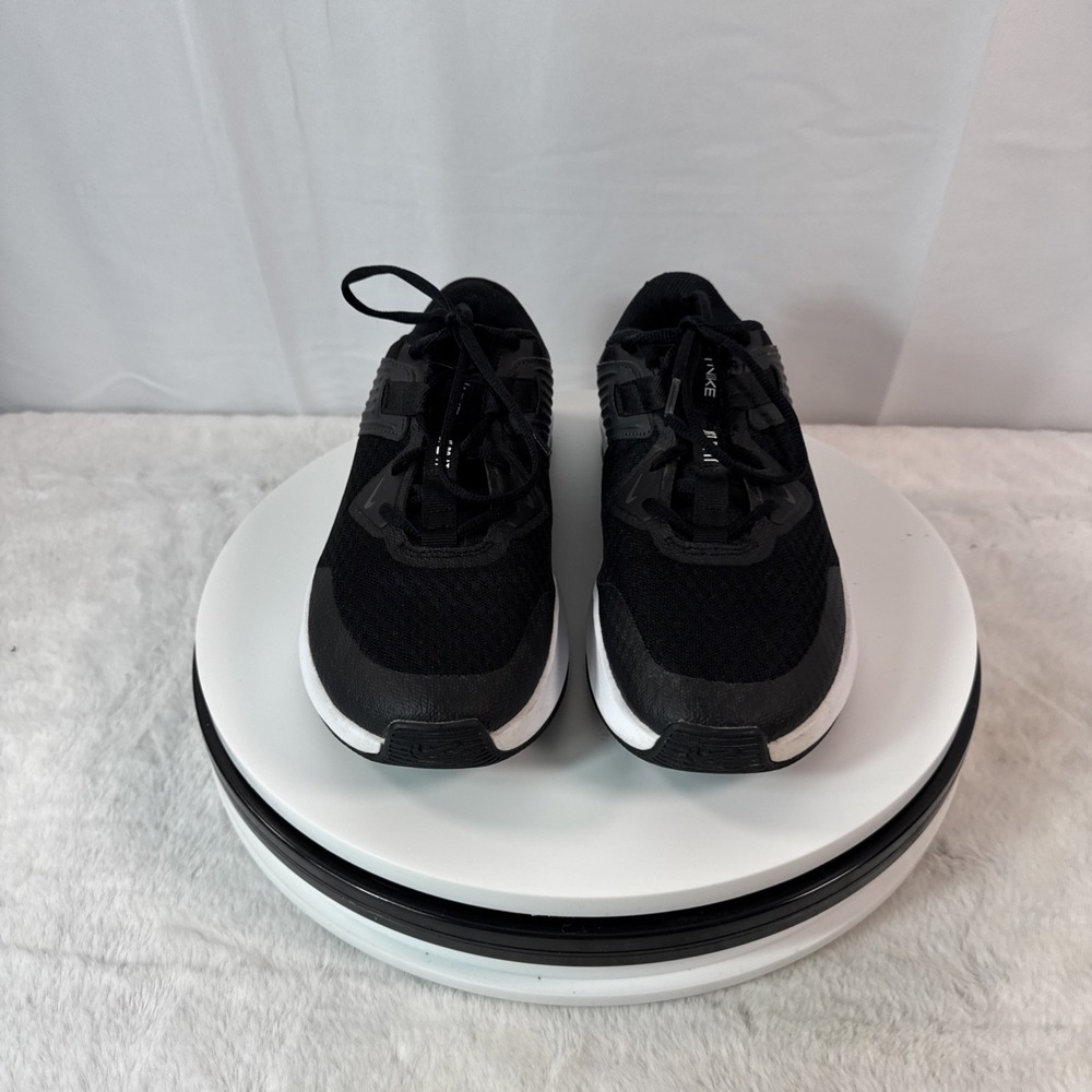 nike mc trainer Womens 9.5 Black / White - Picture 2 of 6